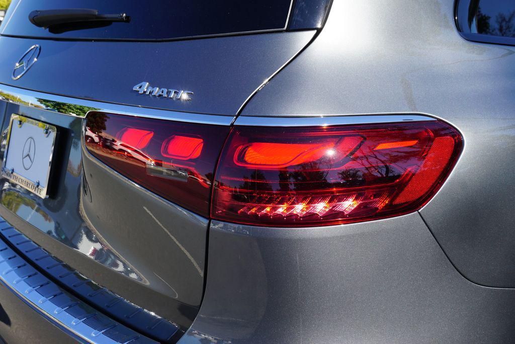 new 2026 Mercedes-Benz GLS 450 car, priced at $101,585