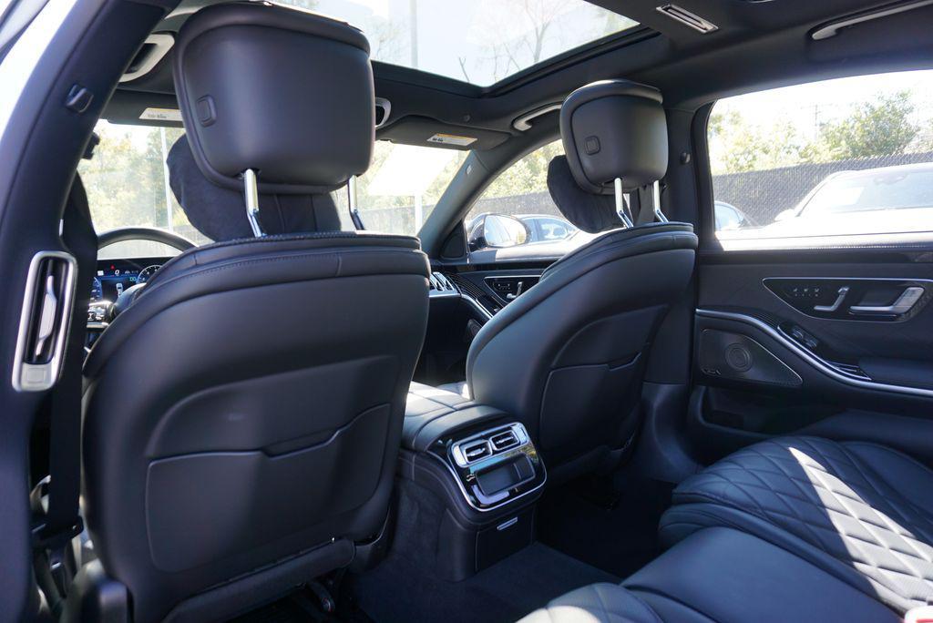 used 2022 Mercedes-Benz S-Class car, priced at $79,995