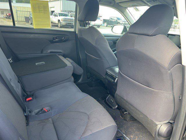 used 2021 Toyota Highlander car, priced at $25,997