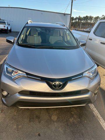 used 2018 Toyota RAV4 car