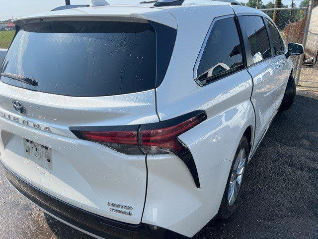 used 2021 Toyota Sienna car, priced at $40,522