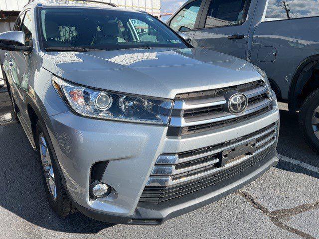 used 2018 Toyota Highlander car, priced at $29,994