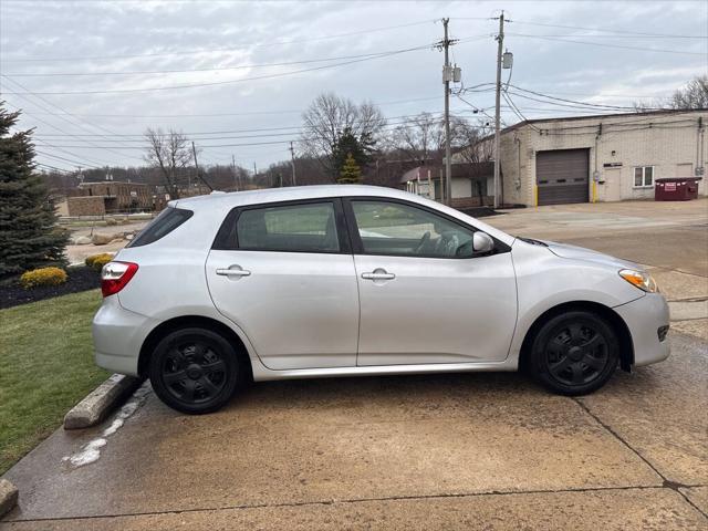 used 2009 Toyota Matrix car, priced at $6,900