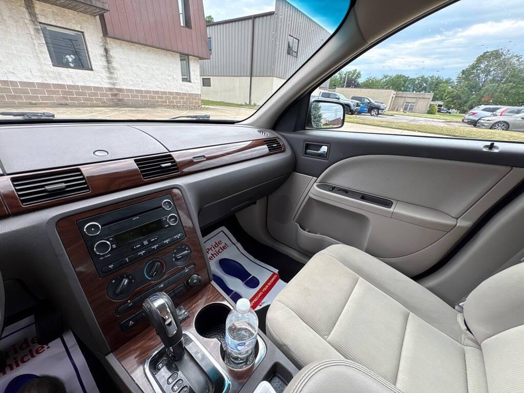 used 2008 Ford Taurus car, priced at $5,900