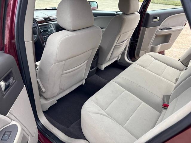 used 2008 Ford Taurus car, priced at $5,900