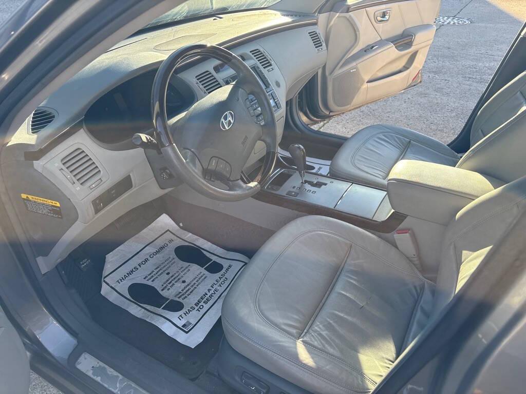 used 2010 Hyundai Azera car, priced at $6,900