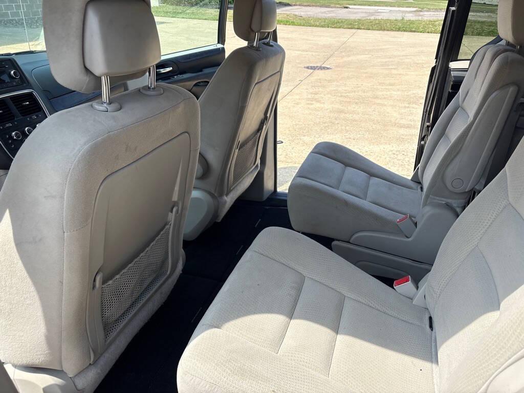 used 2015 Dodge Grand Caravan car, priced at $5,500