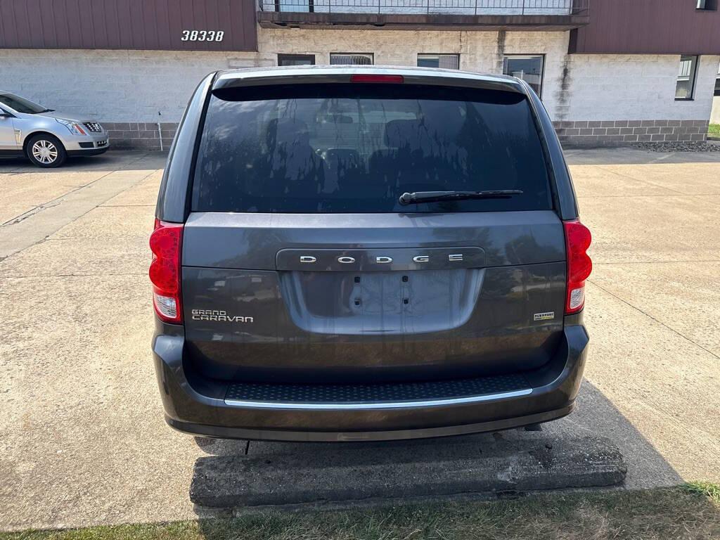 used 2015 Dodge Grand Caravan car, priced at $5,500