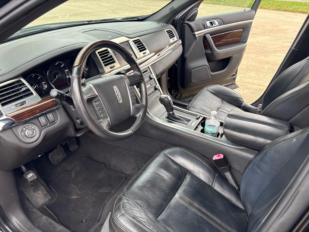 used 2010 Lincoln MKS car, priced at $5,500