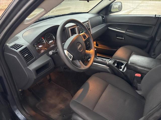 used 2010 Jeep Grand Cherokee car, priced at $5,500