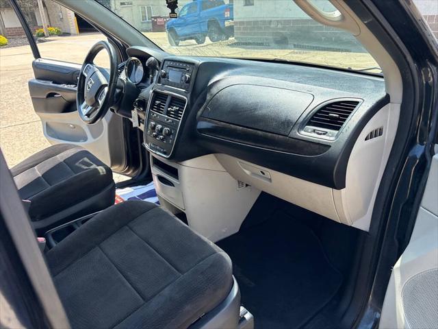 used 2013 Dodge Grand Caravan car, priced at $5,900