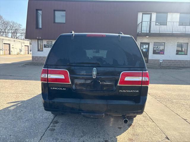 used 2009 Lincoln Navigator car, priced at $7,300