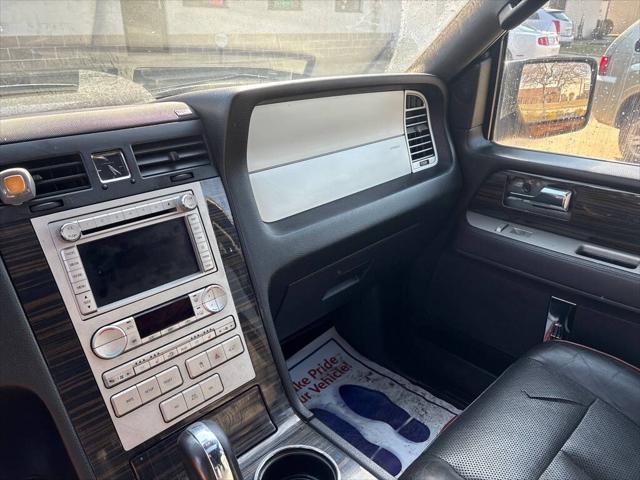 used 2009 Lincoln Navigator car, priced at $7,300