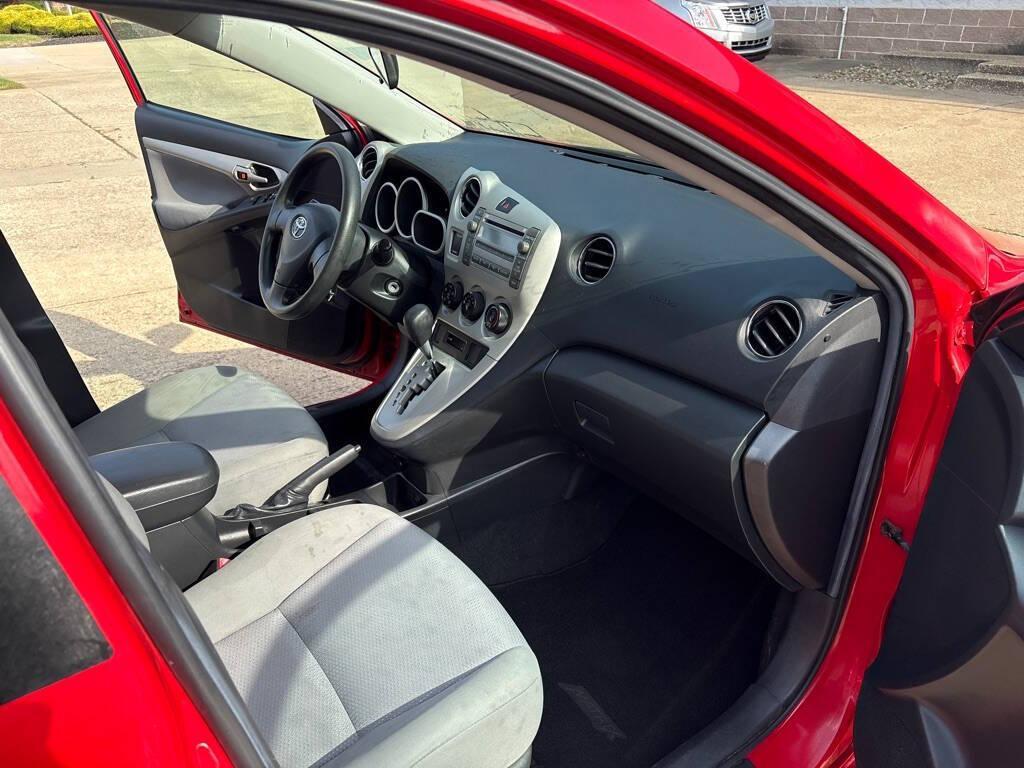 used 2010 Toyota Matrix car, priced at $5,500