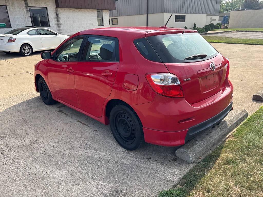 used 2010 Toyota Matrix car, priced at $5,500