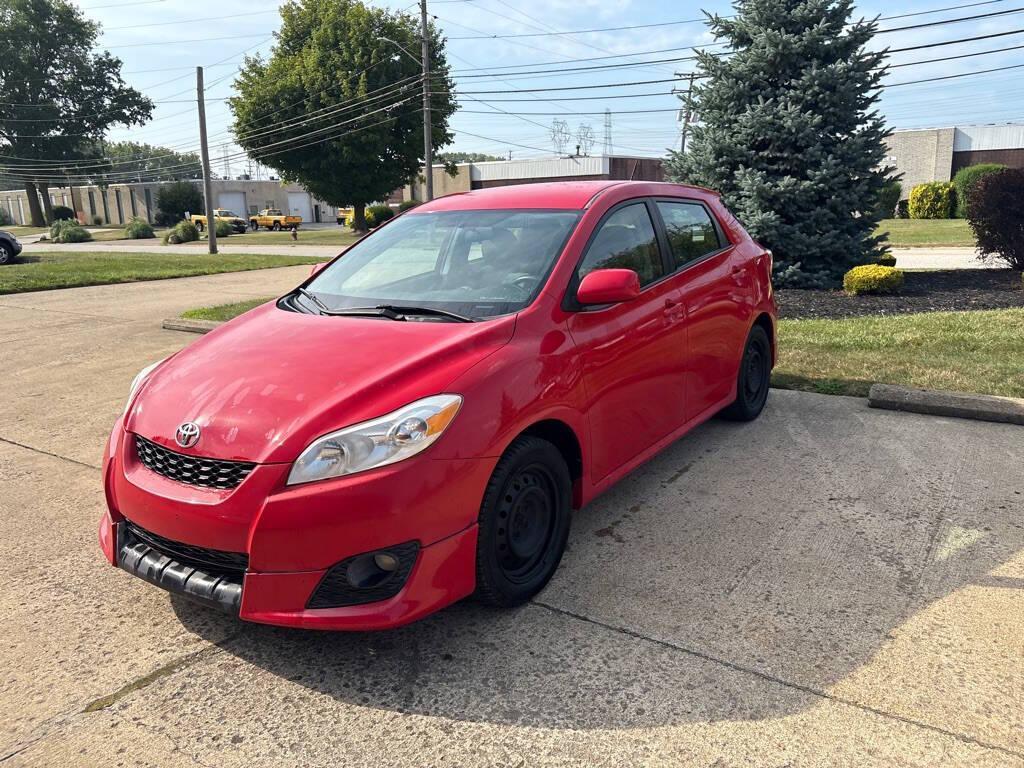 used 2010 Toyota Matrix car, priced at $5,500