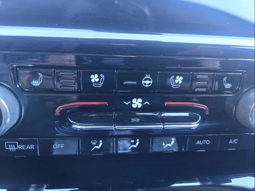 used 2022 Jeep Grand Cherokee car, priced at $35,396