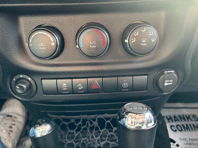 used 2015 Jeep Wrangler Unlimited car, priced at $18,794