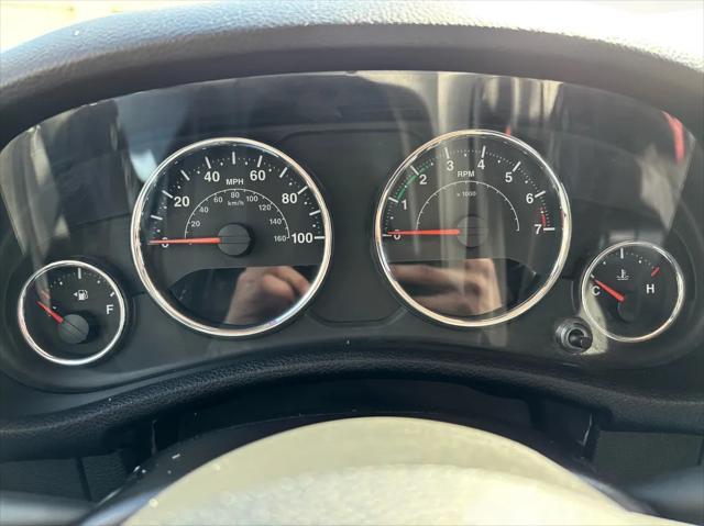 used 2015 Jeep Wrangler Unlimited car, priced at $18,794