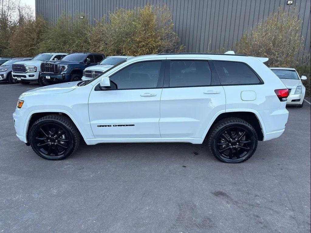 used 2018 Jeep Grand Cherokee car, priced at $18,799