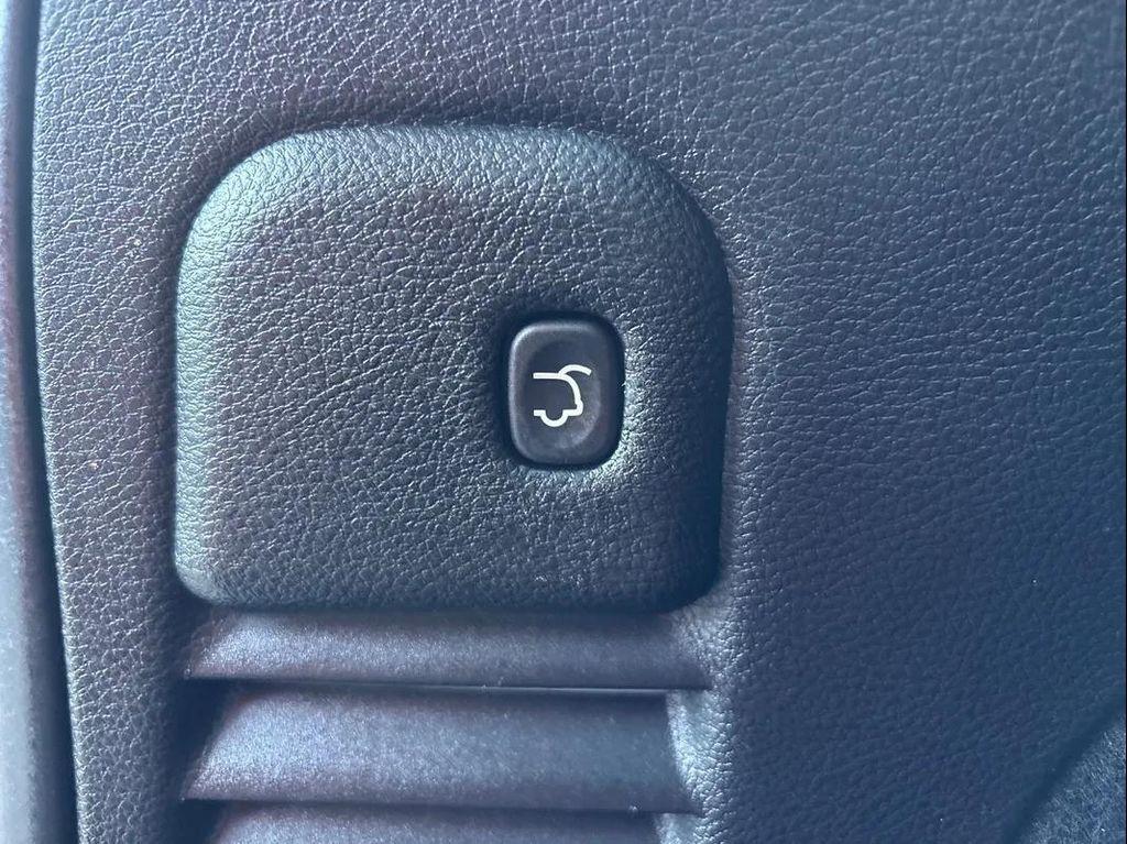 used 2018 Jeep Grand Cherokee car, priced at $18,799