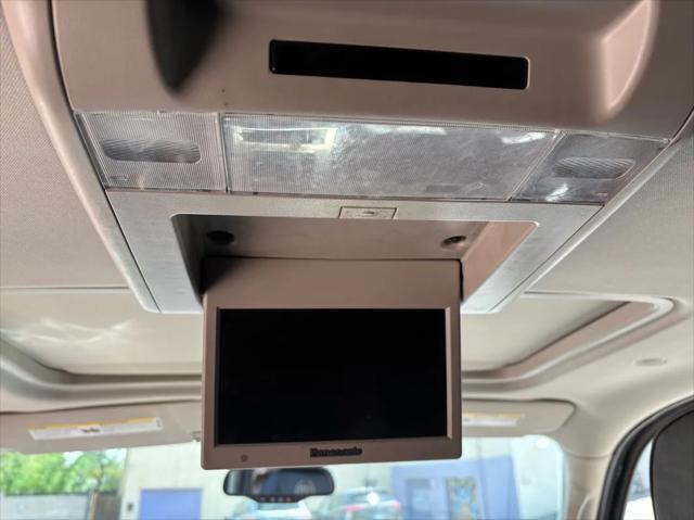 used 2014 Cadillac Escalade ESV car, priced at $23,494