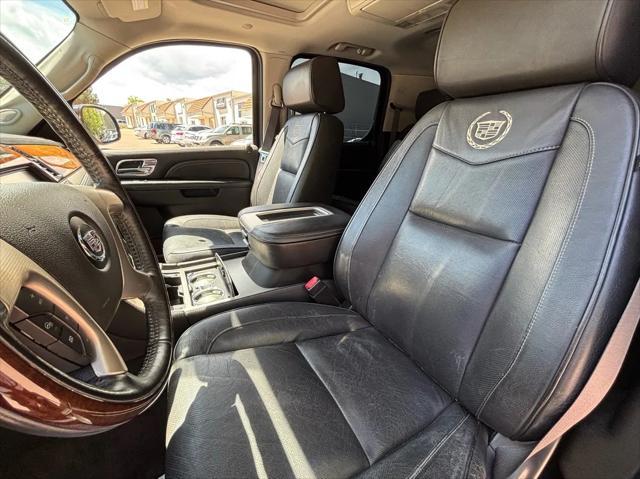 used 2014 Cadillac Escalade ESV car, priced at $23,494