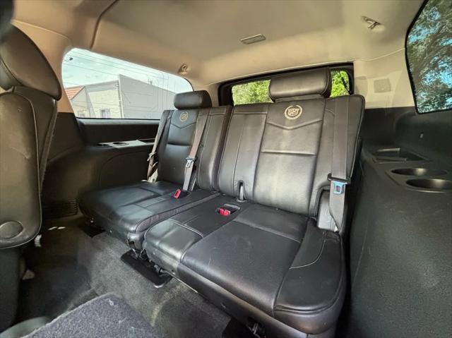 used 2014 Cadillac Escalade ESV car, priced at $23,494