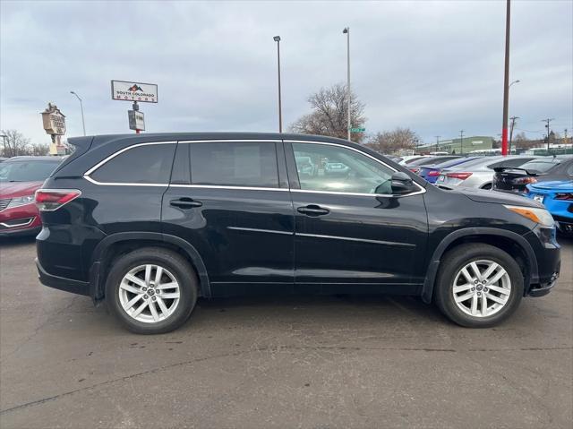 used 2016 Toyota Highlander car, priced at $19,993