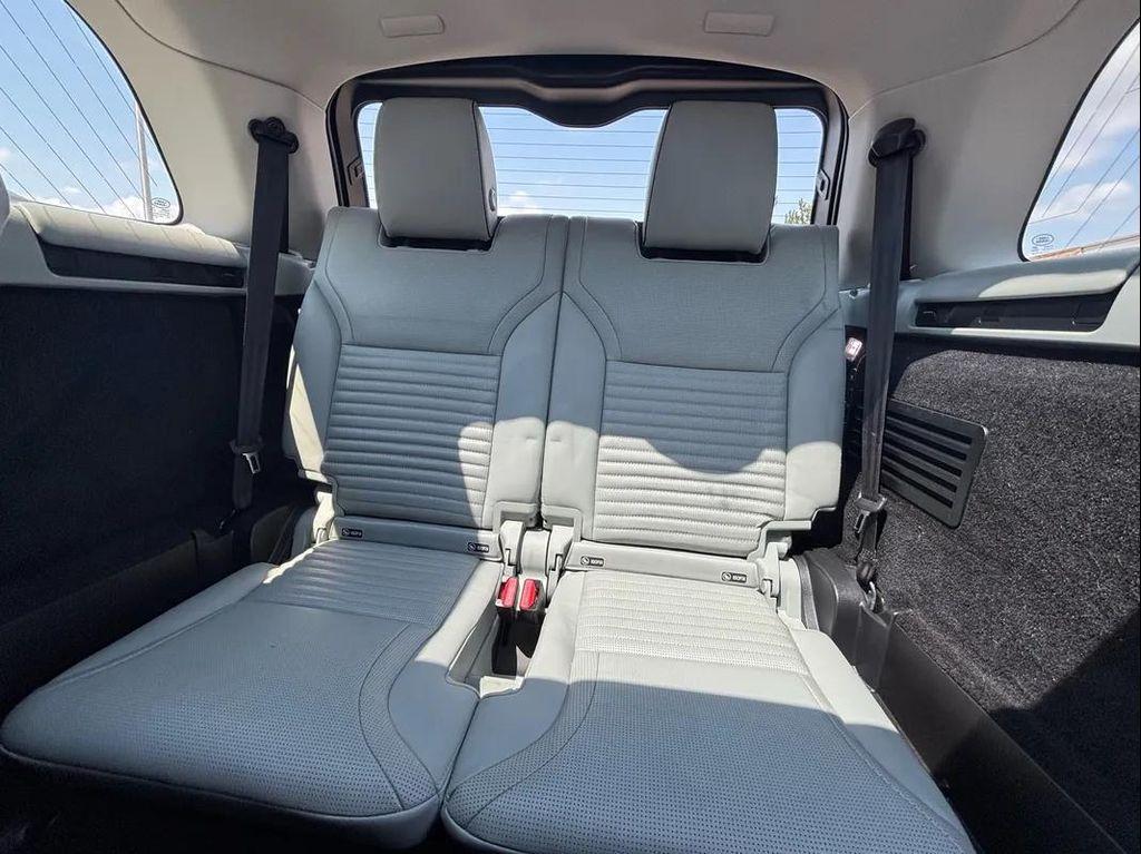 used 2019 Land Rover Discovery car, priced at $22,793