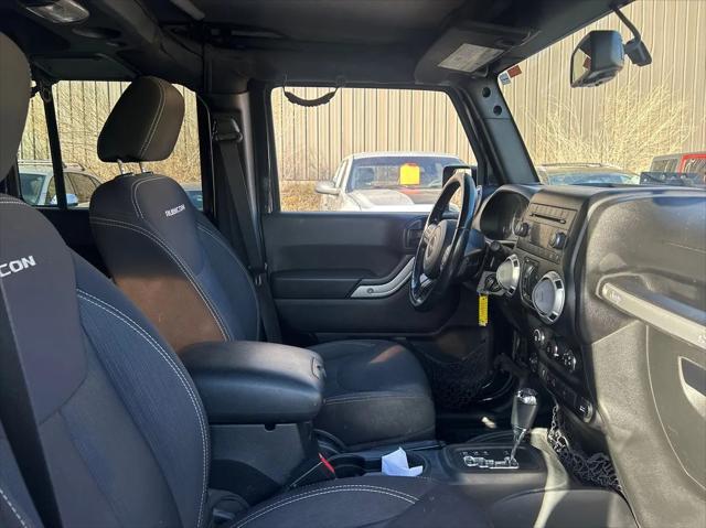 used 2015 Jeep Wrangler Unlimited car, priced at $18,995