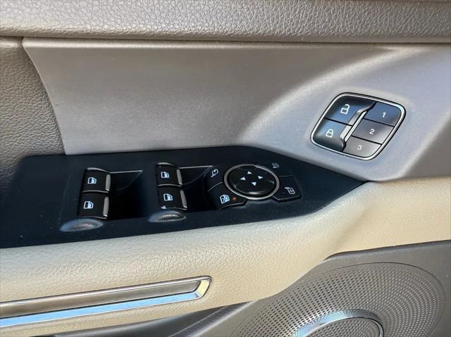 used 2018 Ford Expedition car, priced at $20,395