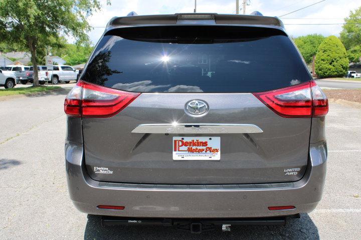 used 2020 Toyota Sienna car, priced at $26,995