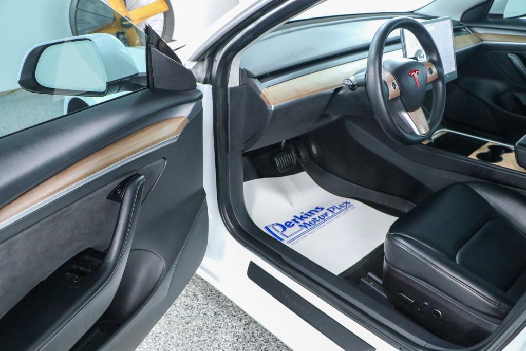 used 2021 Tesla Model 3 car, priced at $23,995