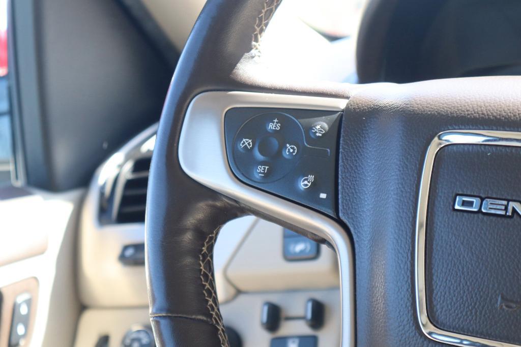 used 2019 GMC Yukon car, priced at $33,995