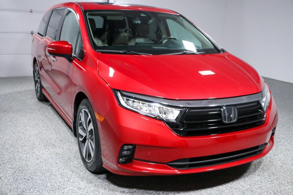 used 2024 Honda Odyssey car, priced at $41,995