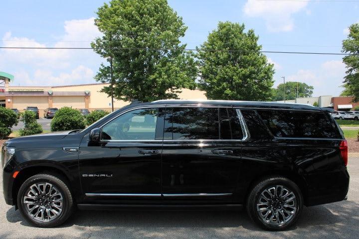 used 2023 GMC Yukon XL car, priced at $77,995