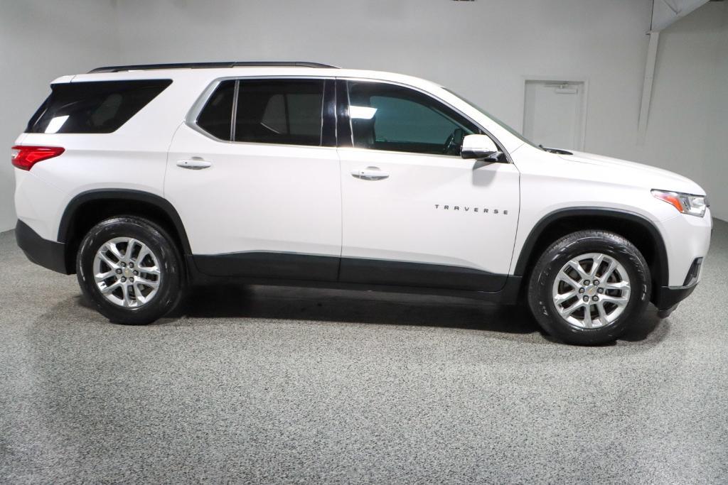 used 2019 Chevrolet Traverse car, priced at $17,595