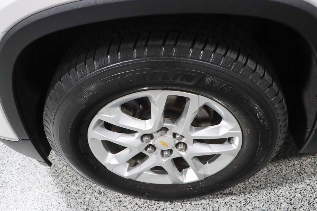 used 2019 Chevrolet Traverse car, priced at $17,595