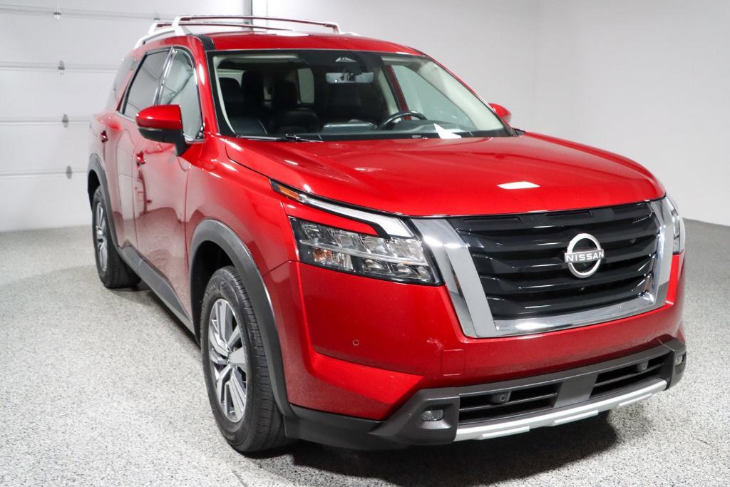 used 2023 Nissan Pathfinder car, priced at $32,995