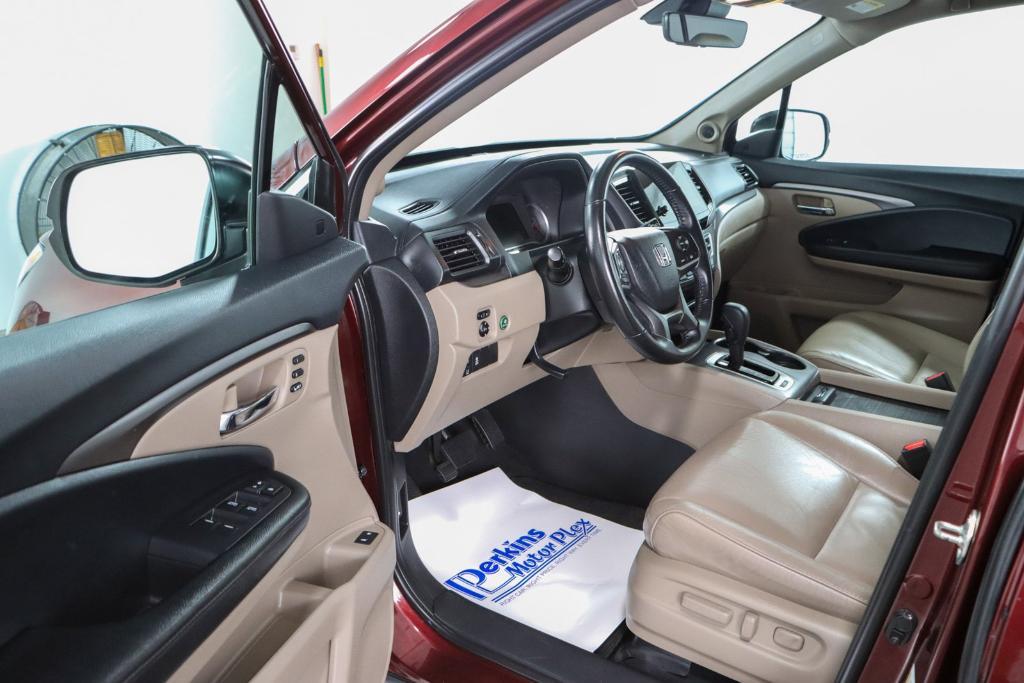 used 2020 Honda Pilot car, priced at $23,995