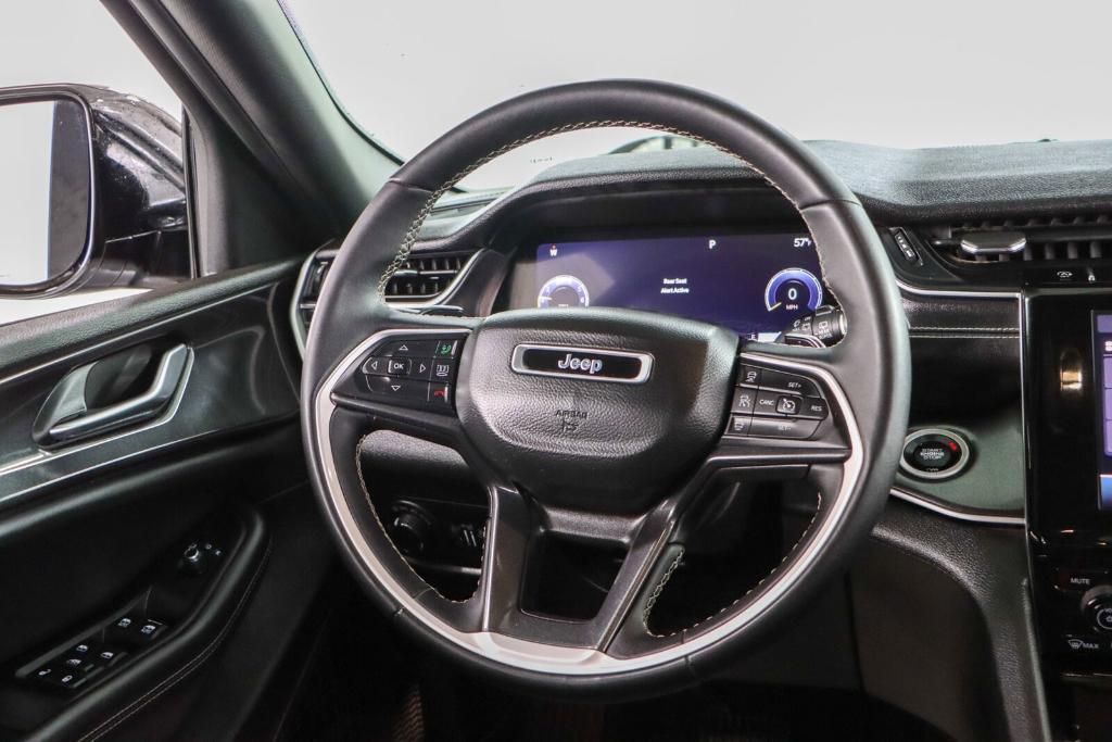 used 2023 Jeep Grand Cherokee car, priced at $32,995