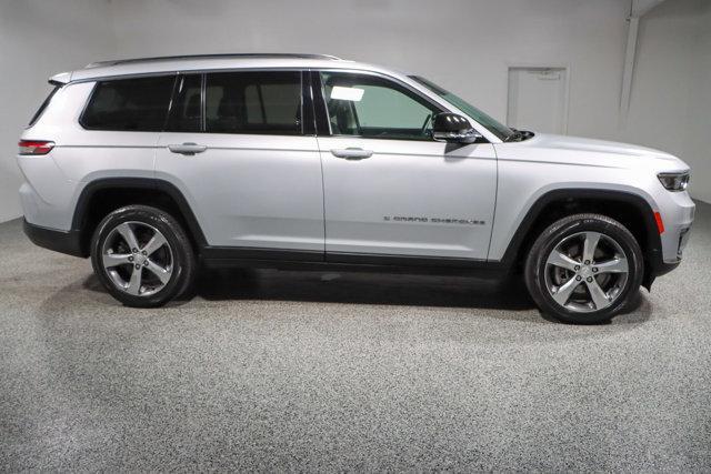 used 2022 Jeep Grand Cherokee L car, priced at $30,995