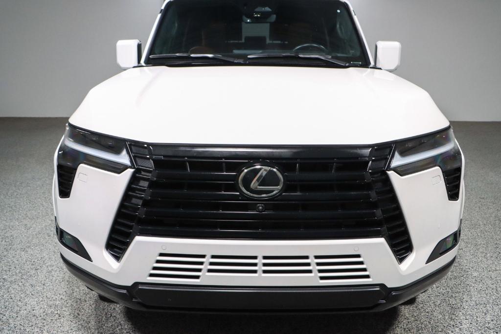 used 2024 Lexus GX 550 car, priced at $82,995