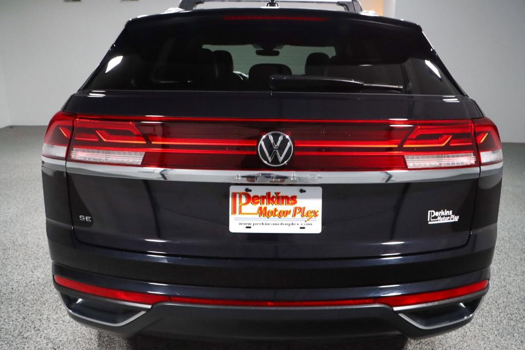 used 2024 Volkswagen Atlas Cross Sport car, priced at $30,995