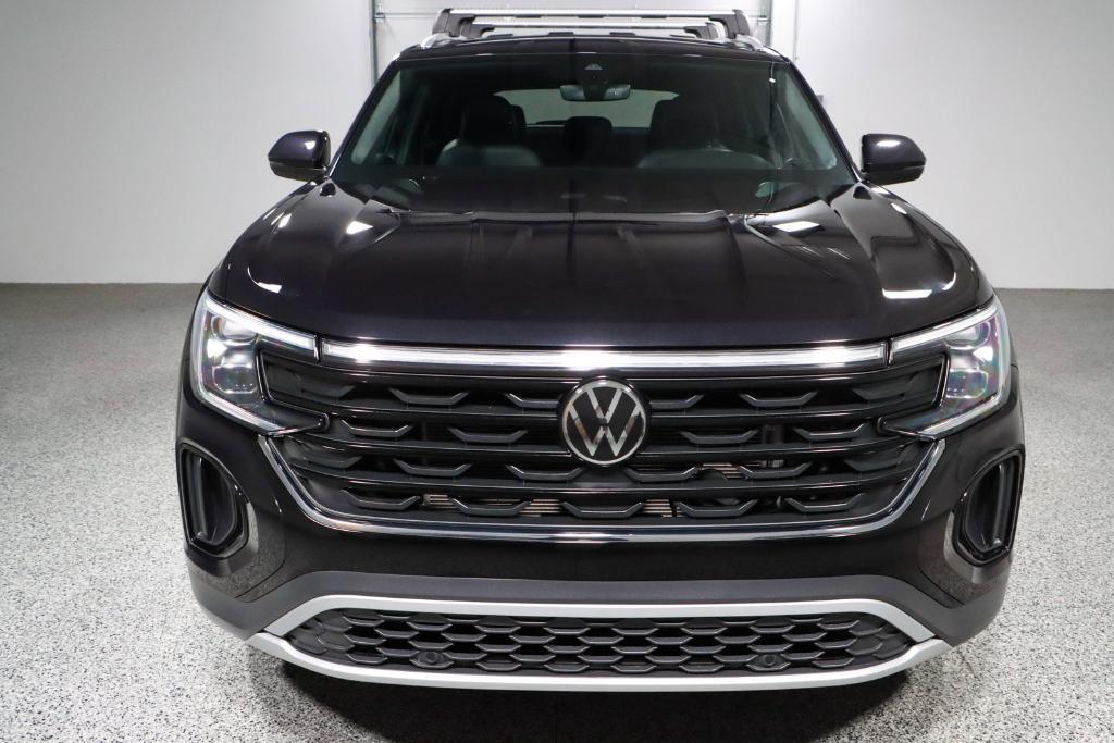 used 2024 Volkswagen Atlas Cross Sport car, priced at $30,995
