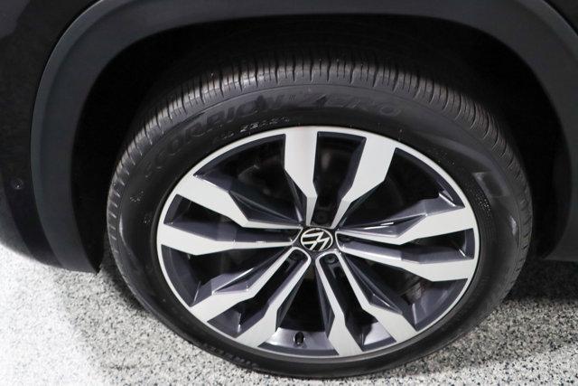 used 2022 Volkswagen Atlas Cross Sport car, priced at $32,995