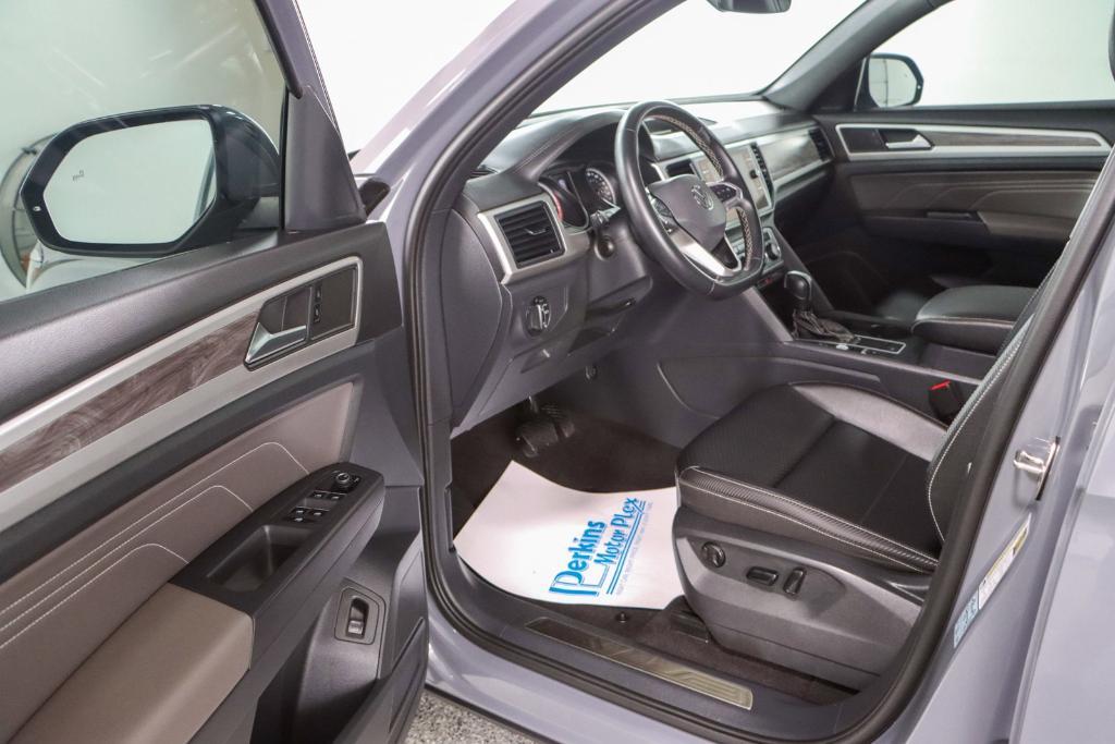 used 2021 Volkswagen Atlas Cross Sport car, priced at $19,995