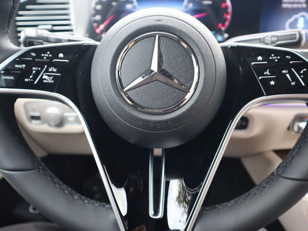 new 2025 Mercedes-Benz GLS 450 car, priced at $91,775