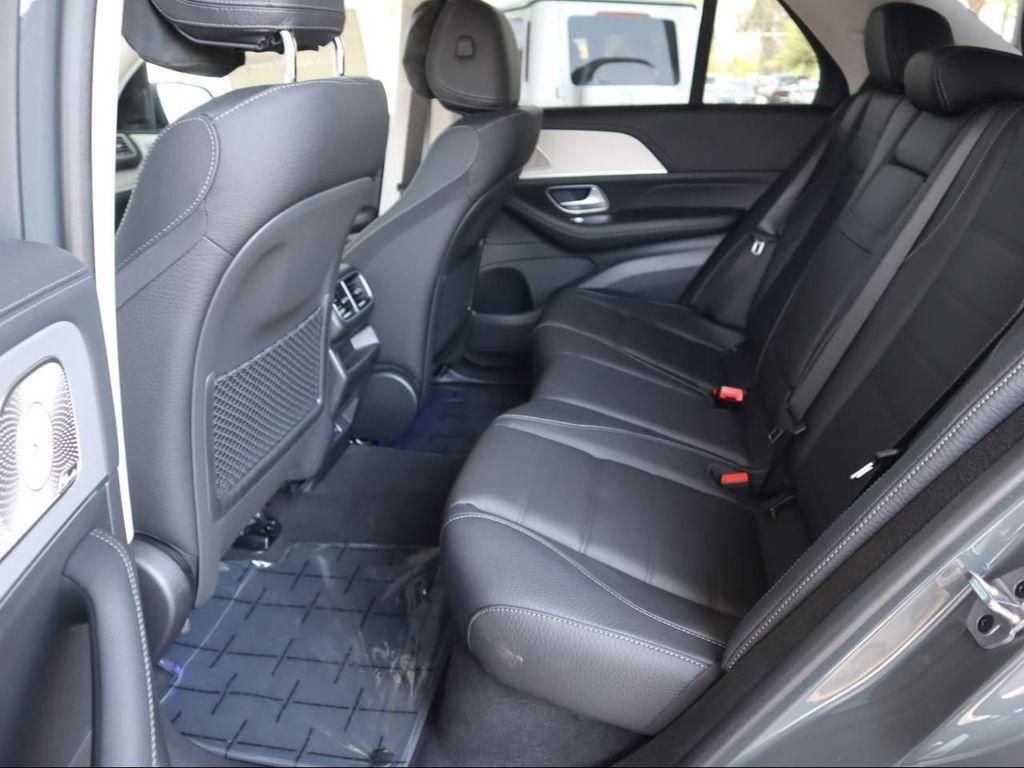 new 2025 Mercedes-Benz GLE 350 car, priced at $86,690